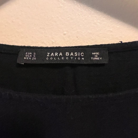 Zara Black Long Sleeve - Picture 3 of 4